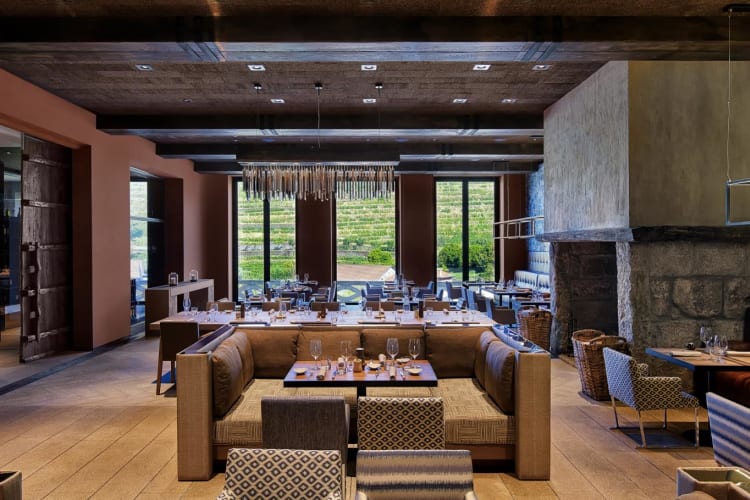 Dining room seat